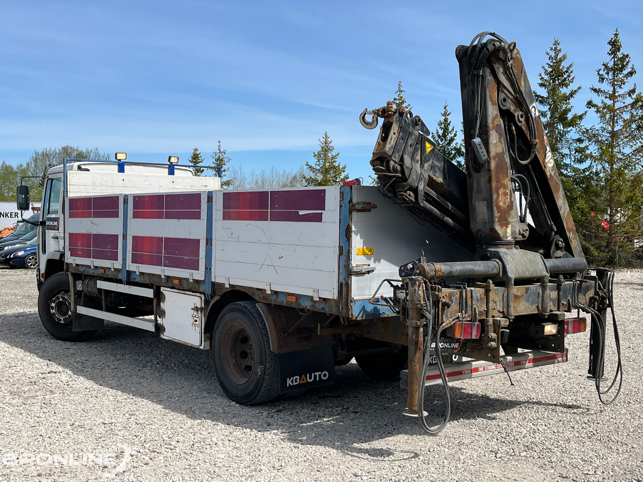 2000 Volvo FL220 4x2 + Hiab 102-4 - Бортова вантажівка/ Платформа, Вантажівка з маніпулятором: фото 4 2000 Volvo FL220 4x2 + Hiab 102-4 - Бортова вантажівка/ Платформа, Вантажівка з маніпулятором: фото 4