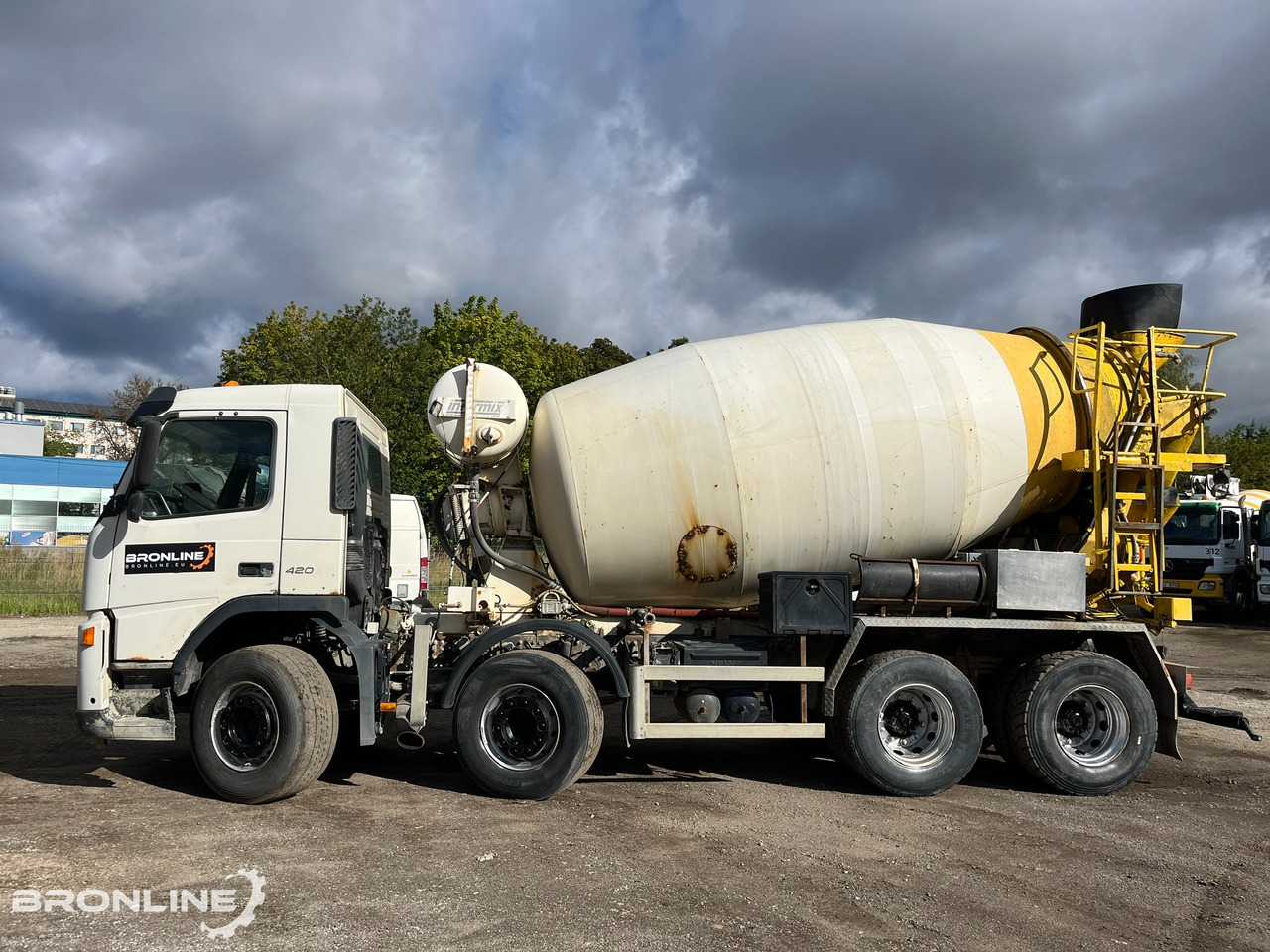 2004 Volvo FM12 420 8x4 Intermix 10m³ - Автобетонозмішувач: фото 3 2004 Volvo FM12 420 8x4 Intermix 10m³ - Автобетонозмішувач: фото 3