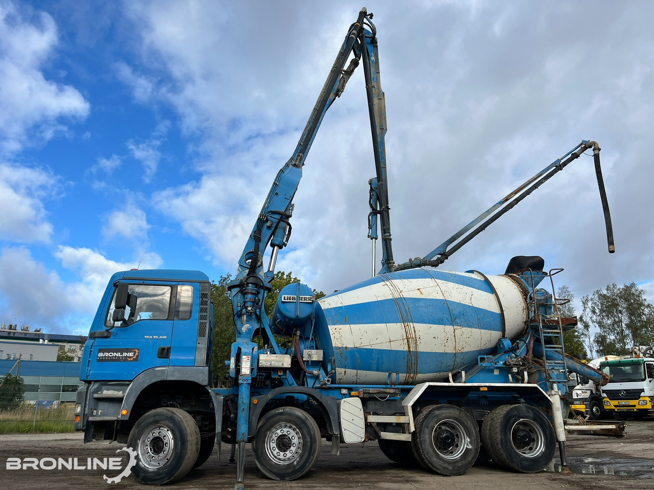 2005 MAN TGA 35.410 8X4 PUMI - Автобетонозмішувач: фото 4 2005 MAN TGA 35.410 8X4 PUMI - Автобетонозмішувач: фото 4