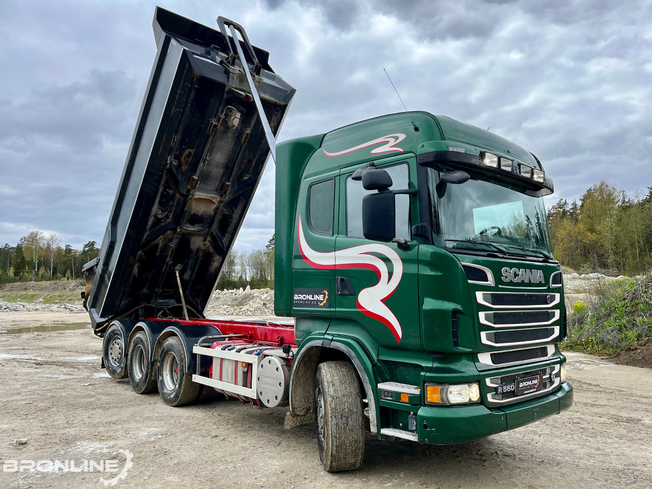 2013 V8 SCANIA R560 8X4 Tipper/Kallur/Retarder - Самоскид вантажівка: фото 1 2013 V8 SCANIA R560 8X4 Tipper/Kallur/Retarder - Самоскид вантажівка: фото 1