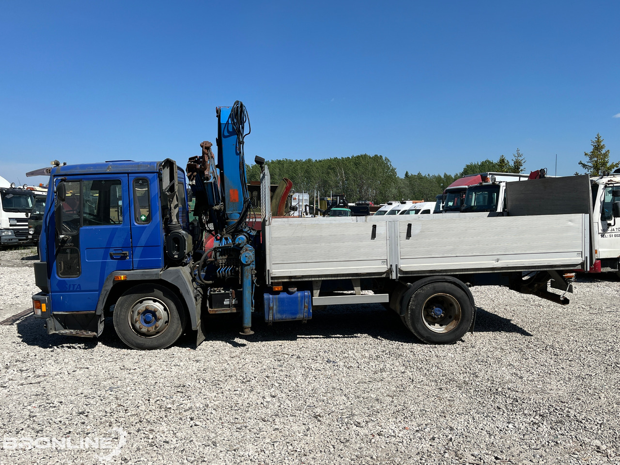 VOLVO FL611 + Palfinger PK 8200 - Бортова вантажівка/ Платформа, Вантажівка з маніпулятором: фото 2 VOLVO FL611 + Palfinger PK 8200 - Бортова вантажівка/ Платформа, Вантажівка з маніпулятором: фото 2