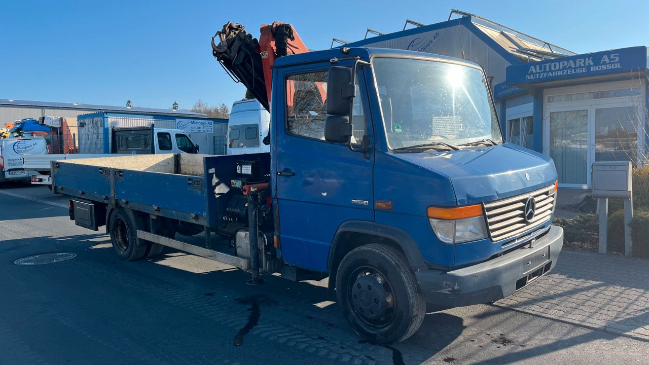 Mercedes-Benz 816D Pritsche Kran Palfinger Blatt - Blatt - Легка бортова вантажівка: фото 1 Mercedes-Benz 816D Pritsche Kran Palfinger Blatt - Blatt - Легка бортова вантажівка: фото 1