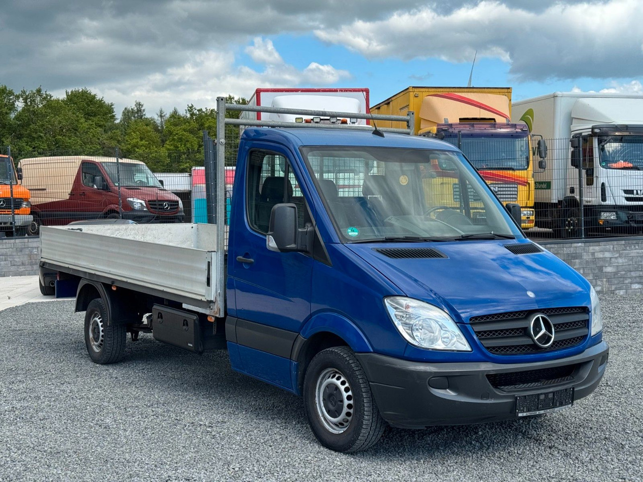 Mercedes-Benz Sprinter 316 CDI Pritsche - Легка бортова вантажівка: фото 3 Mercedes-Benz Sprinter 316 CDI Pritsche - Легка бортова вантажівка: фото 3