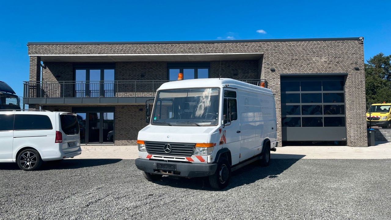 Mercedes-Benz Vario 616 D Werkstattwagen Standheizung - Суцільнометалевий фургон: фото 1 Mercedes-Benz Vario 616 D Werkstattwagen Standheizung - Суцільнометалевий фургон: фото 1