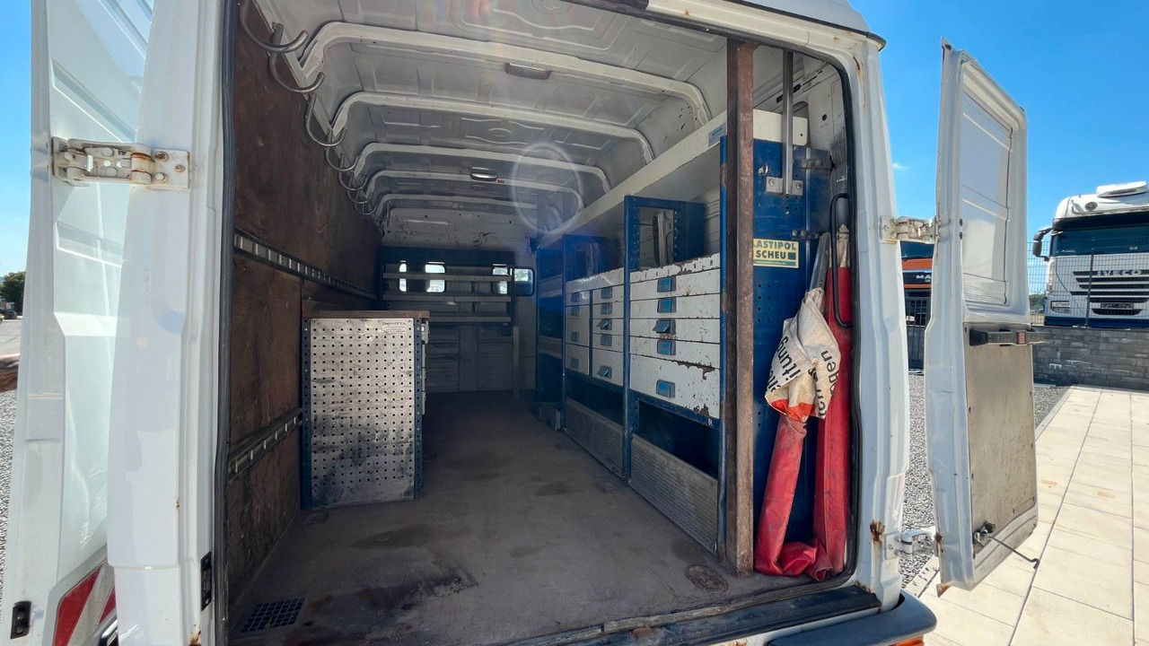 Mercedes-Benz Vario 816 D Werkstattwagen Standheizung - Суцільнометалевий фургон: фото 5 Mercedes-Benz Vario 816 D Werkstattwagen Standheizung - Суцільнометалевий фургон: фото 5