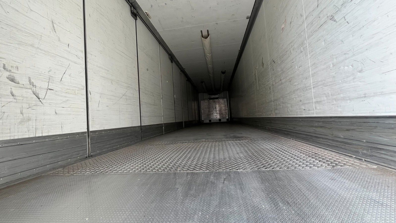 Schmitz Cargobull SKO 24 Kühlkoffer SAF Carrier Faltwand - Рефрижератор напівпричіп: фото 3 Schmitz Cargobull SKO 24 Kühlkoffer SAF Carrier Faltwand - Рефрижератор напівпричіп: фото 3