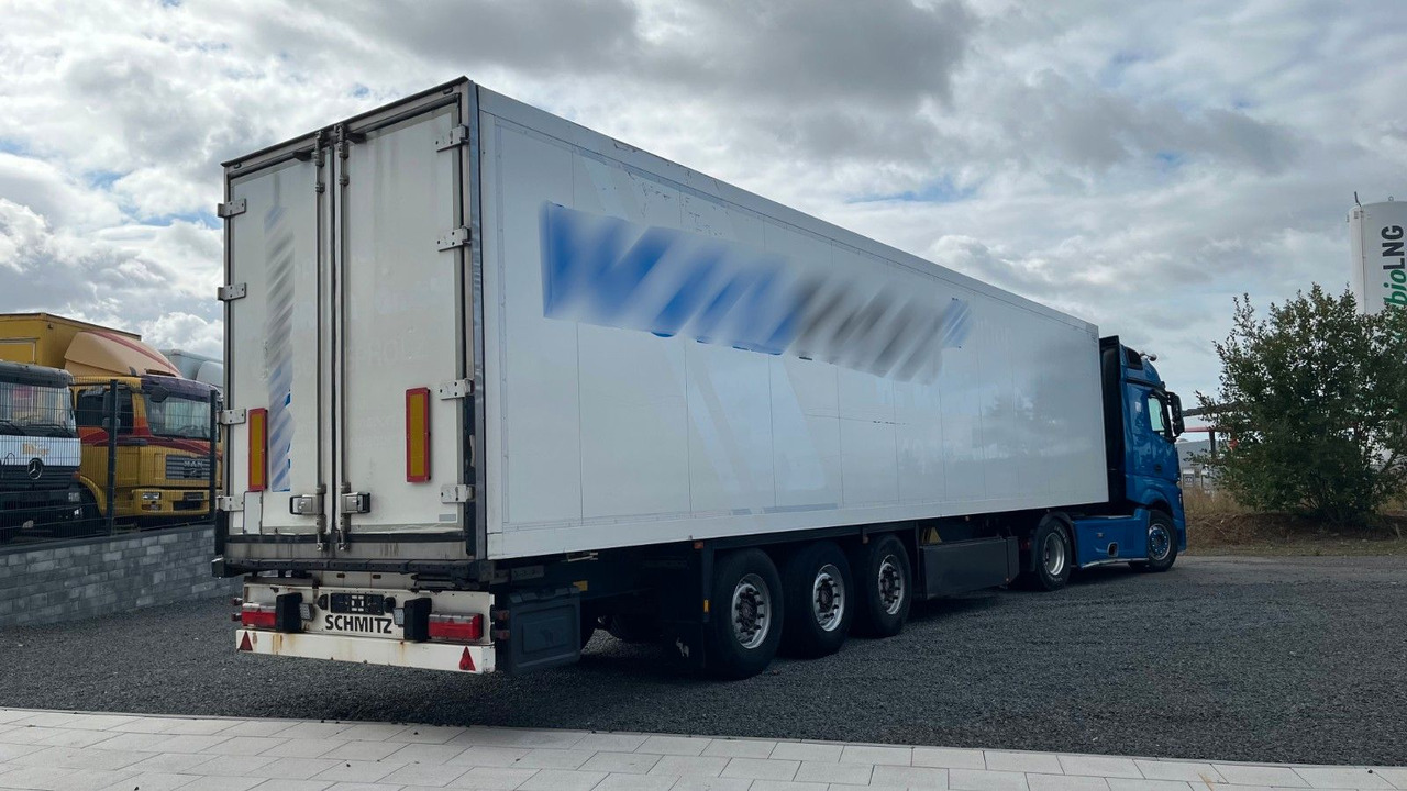 Schmitz Cargobull SKO 24 Kühlkoffer SAF Carrier Faltwand - Рефрижератор напівпричіп: фото 4 Schmitz Cargobull SKO 24 Kühlkoffer SAF Carrier Faltwand - Рефрижератор напівпричіп: фото 4