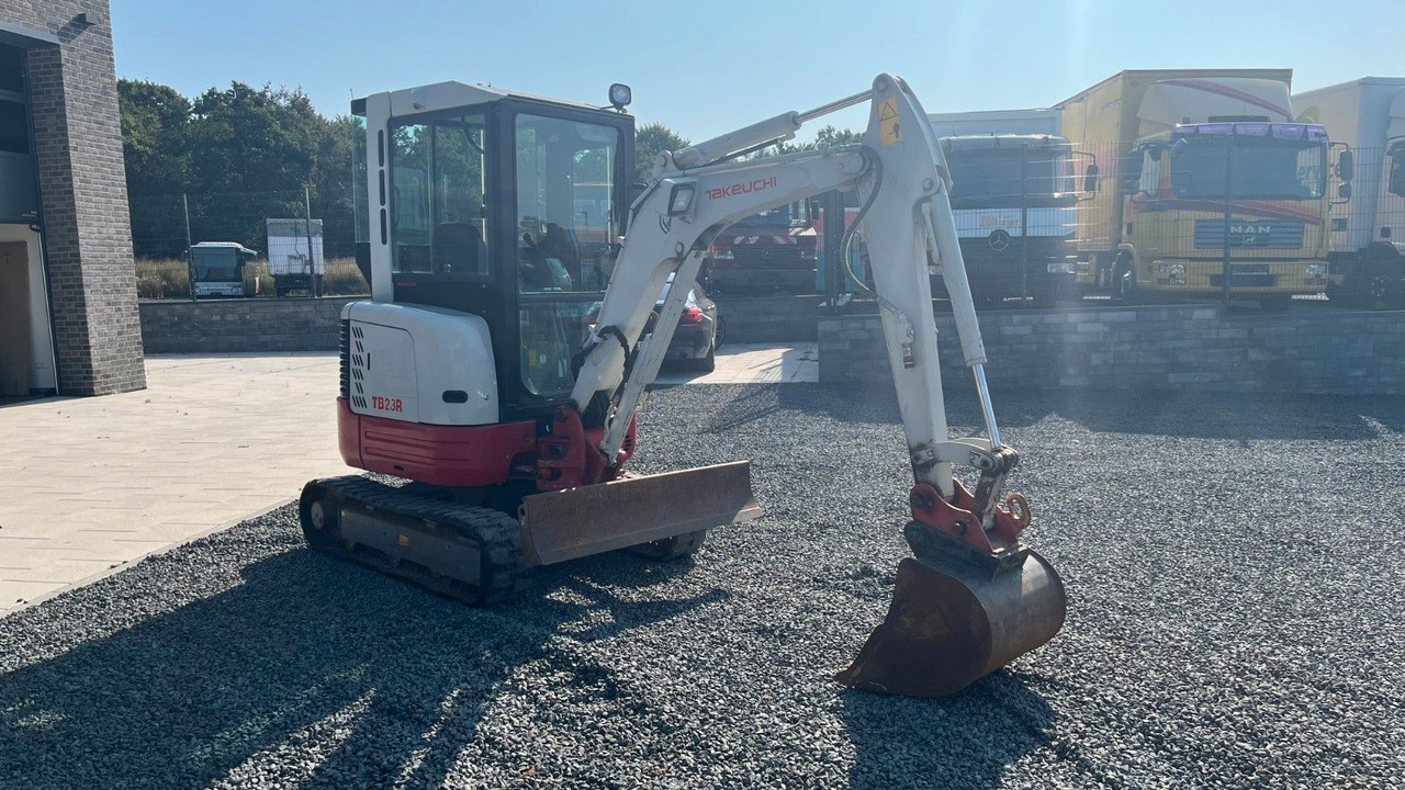 Takeuchi TB23R Minibagger 2670 Kg Takeuchi TB23R Minibagger 2670 Kg - Міні-екскаватор: фото 3 Takeuchi TB23R Minibagger 2670 Kg Takeuchi TB23R Minibagger 2670 Kg - Міні-екскаватор: фото 3