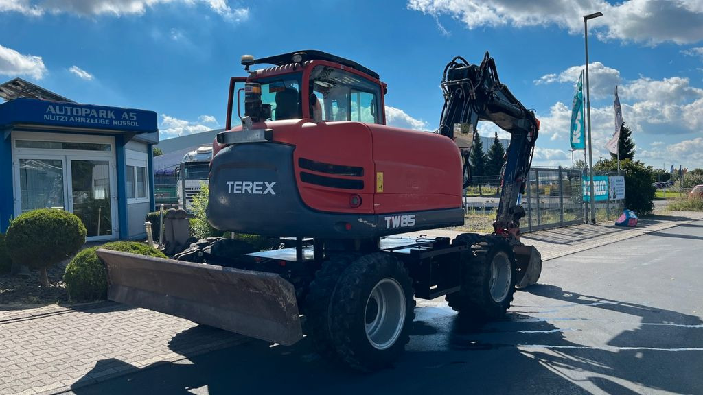 Terex TW85 Mobilbagger 8600 Kg Verstellausleger - Колісний екскаватор: фото 2 Terex TW85 Mobilbagger 8600 Kg Verstellausleger - Колісний екскаватор: фото 2