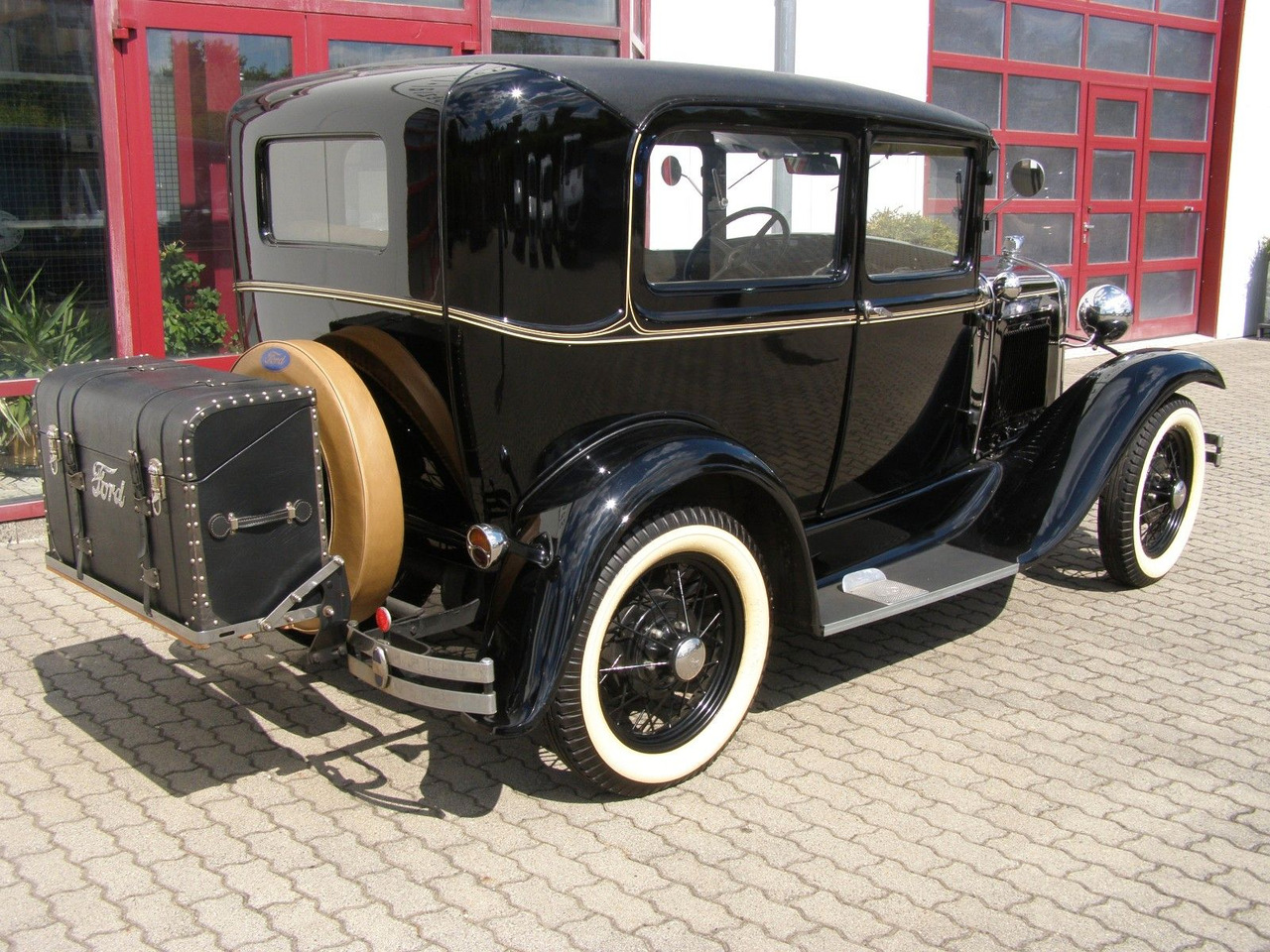 Ford MODELL  A  / TUDOR  +  H-Kennzeichen - Седан: фото 5 Ford MODELL  A  / TUDOR  +  H-Kennzeichen - Седан: фото 5