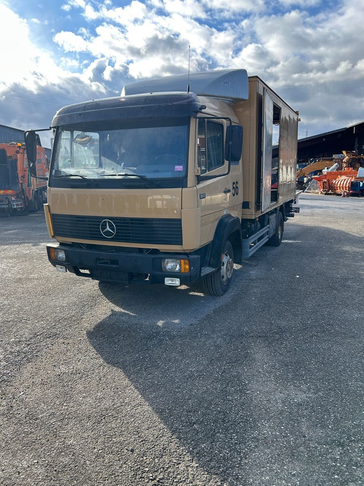 Mercedes-Benz MB 817 4x2 Dieselaggregat 6 Zylinder - Вантажівка з закритим кузовом: фото 4 Mercedes-Benz MB 817 4x2 Dieselaggregat 6 Zylinder - Вантажівка з закритим кузовом: фото 4