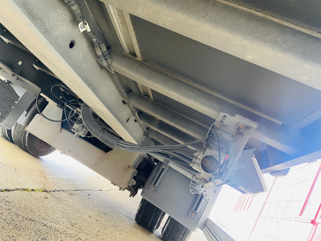 Ackermann Z-KA-F10.5/7,6 1 Achs Planenanhänger 10,5 t GG - Закритий кузов причіп: фото 2 Ackermann Z-KA-F10.5/7,6 1 Achs Planenanhänger 10,5 t GG - Закритий кузов причіп: фото 2