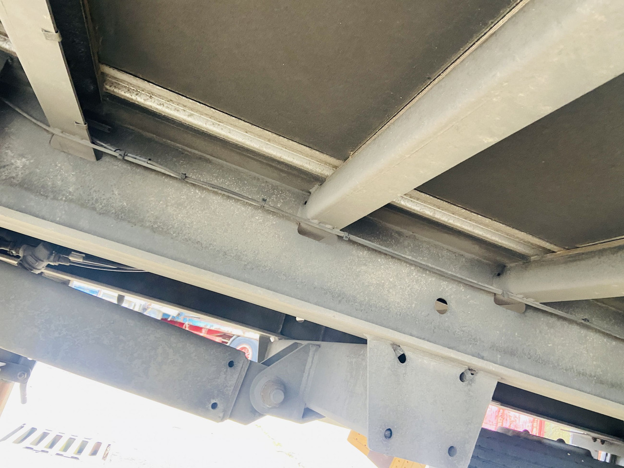 Ackermann Z-KA-F10.5/7,6 1 Achs Planenanhänger 10,5 t GG - Закритий кузов причіп: фото 3 Ackermann Z-KA-F10.5/7,6 1 Achs Planenanhänger 10,5 t GG - Закритий кузов причіп: фото 3