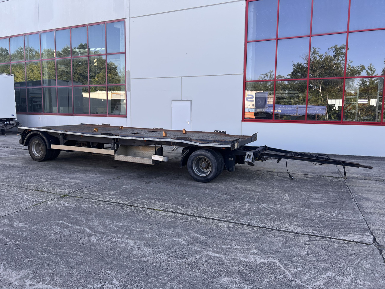 Dinkel DAC 18000 2 Achs Kombi- Anhänger für Abroll- oder Absetzmulden oder Tieflader - Контейнеровоз/ Змінний кузов причіп: фото 1 Dinkel DAC 18000 2 Achs Kombi- Anhänger für Abroll- oder Absetzmulden oder Tieflader - Контейнеровоз/ Змінний кузов причіп: фото 1