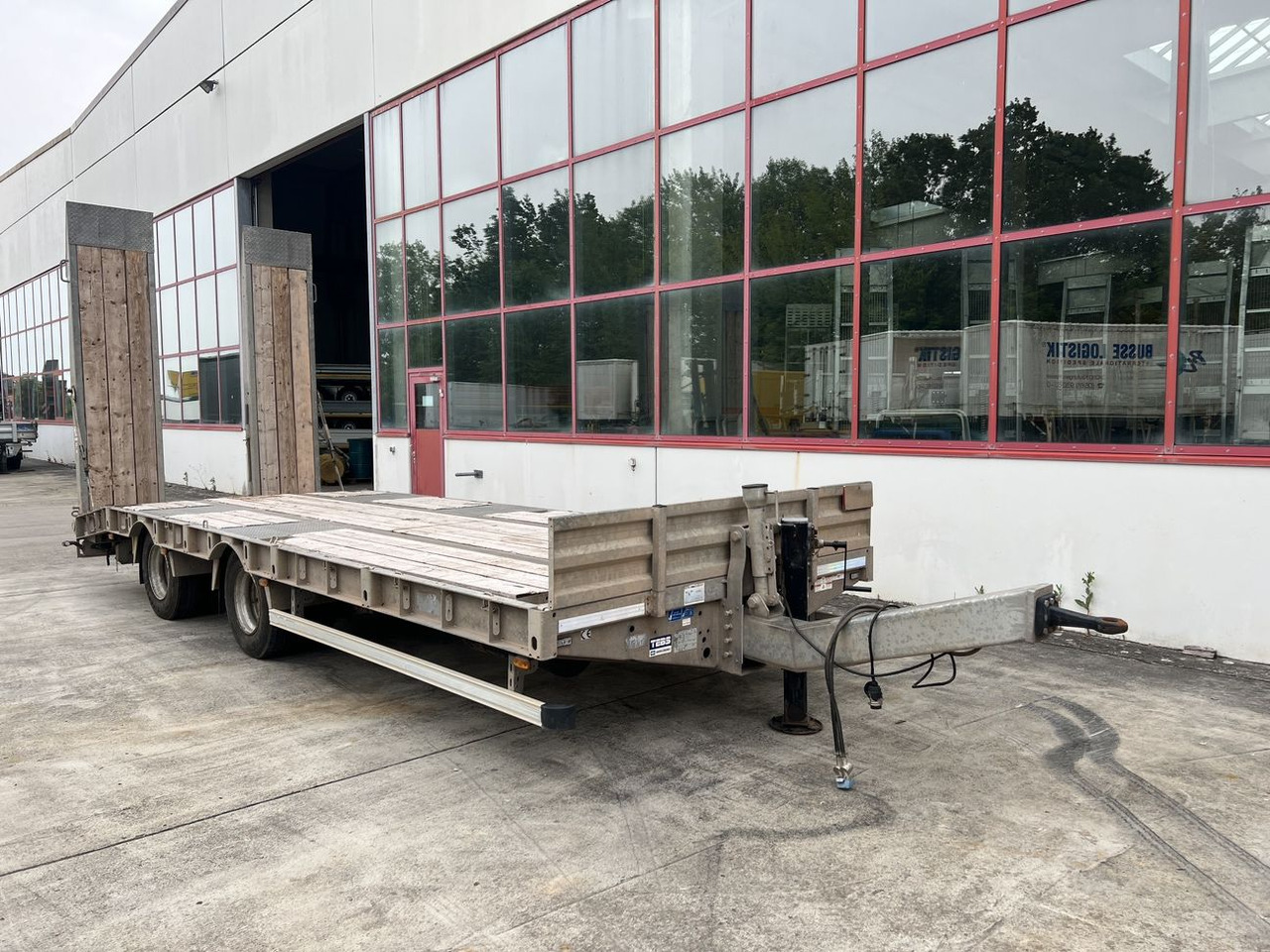 Humbaur HBTZ 21 t Tandemtieflader - Низькорамна платформа причіп: фото 2 Humbaur HBTZ 21 t Tandemtieflader - Низькорамна платформа причіп: фото 2