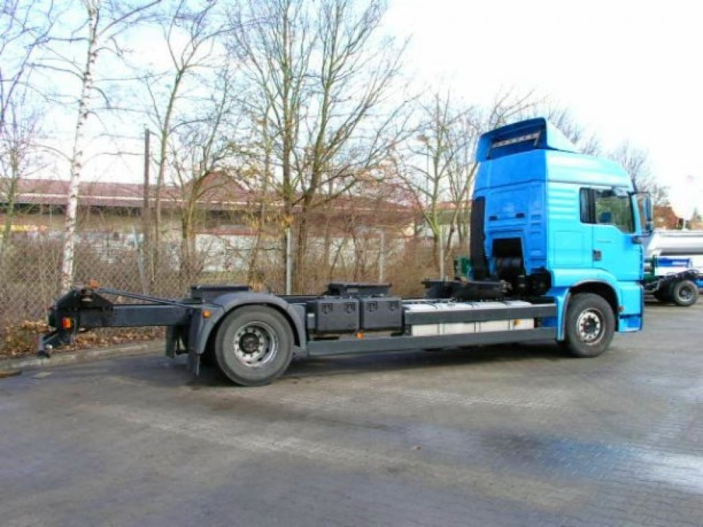 MAN 18.410 TGA2 Achs BDF- LKW - Контейнеровоз/ Змінний кузов вантажівка: фото 4 MAN 18.410 TGA2 Achs BDF- LKW - Контейнеровоз/ Змінний кузов вантажівка: фото 4