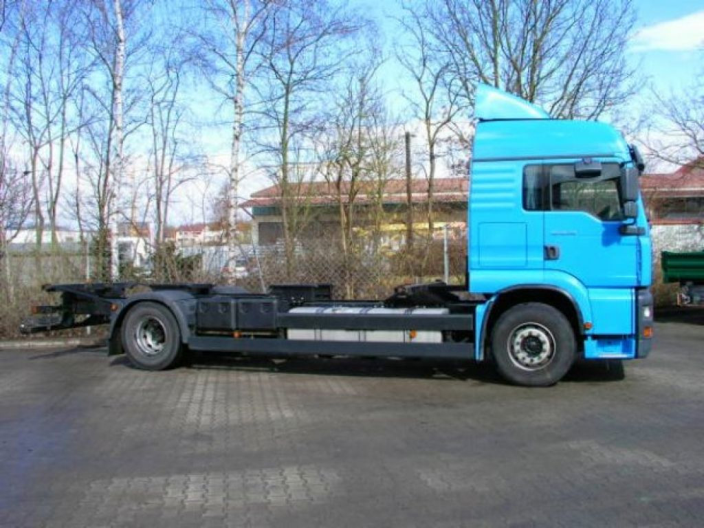 MAN 18.410 TGA2 Achs BDF- LKW - Контейнеровоз/ Змінний кузов вантажівка: фото 5 MAN 18.410 TGA2 Achs BDF- LKW - Контейнеровоз/ Змінний кузов вантажівка: фото 5