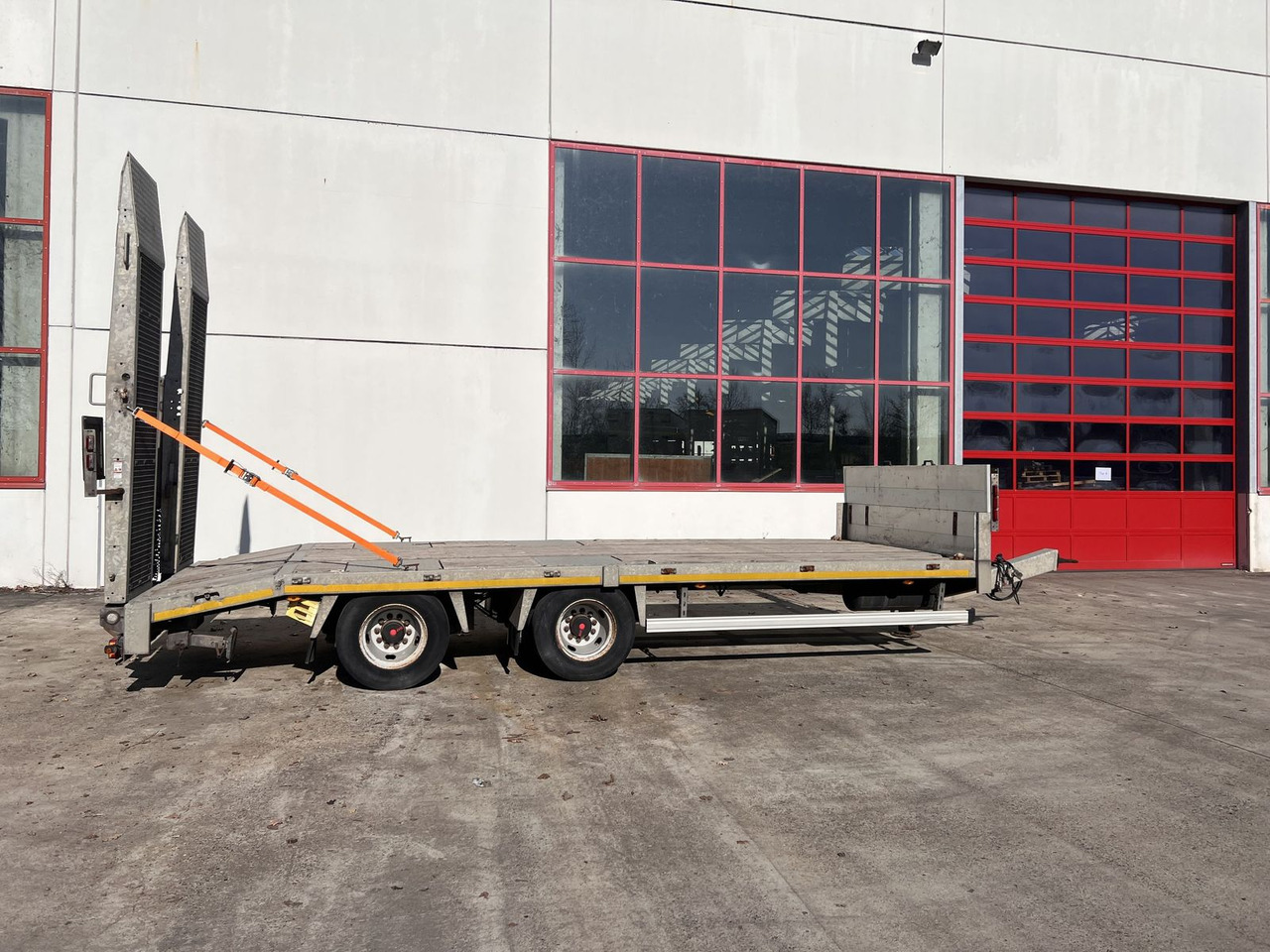 Möslein 19 t Tandemtieflader - Низькорамна платформа причіп: фото 1 Möslein 19 t Tandemtieflader - Низькорамна платформа причіп: фото 1