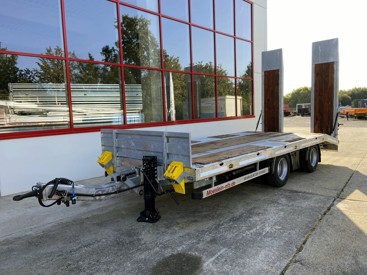 Möslein 21 t Tandemtieflader, Luftgefedert, NEU - Низькорамна платформа причіп: фото 5 Möslein 21 t Tandemtieflader, Luftgefedert, NEU - Низькорамна платформа причіп: фото 5