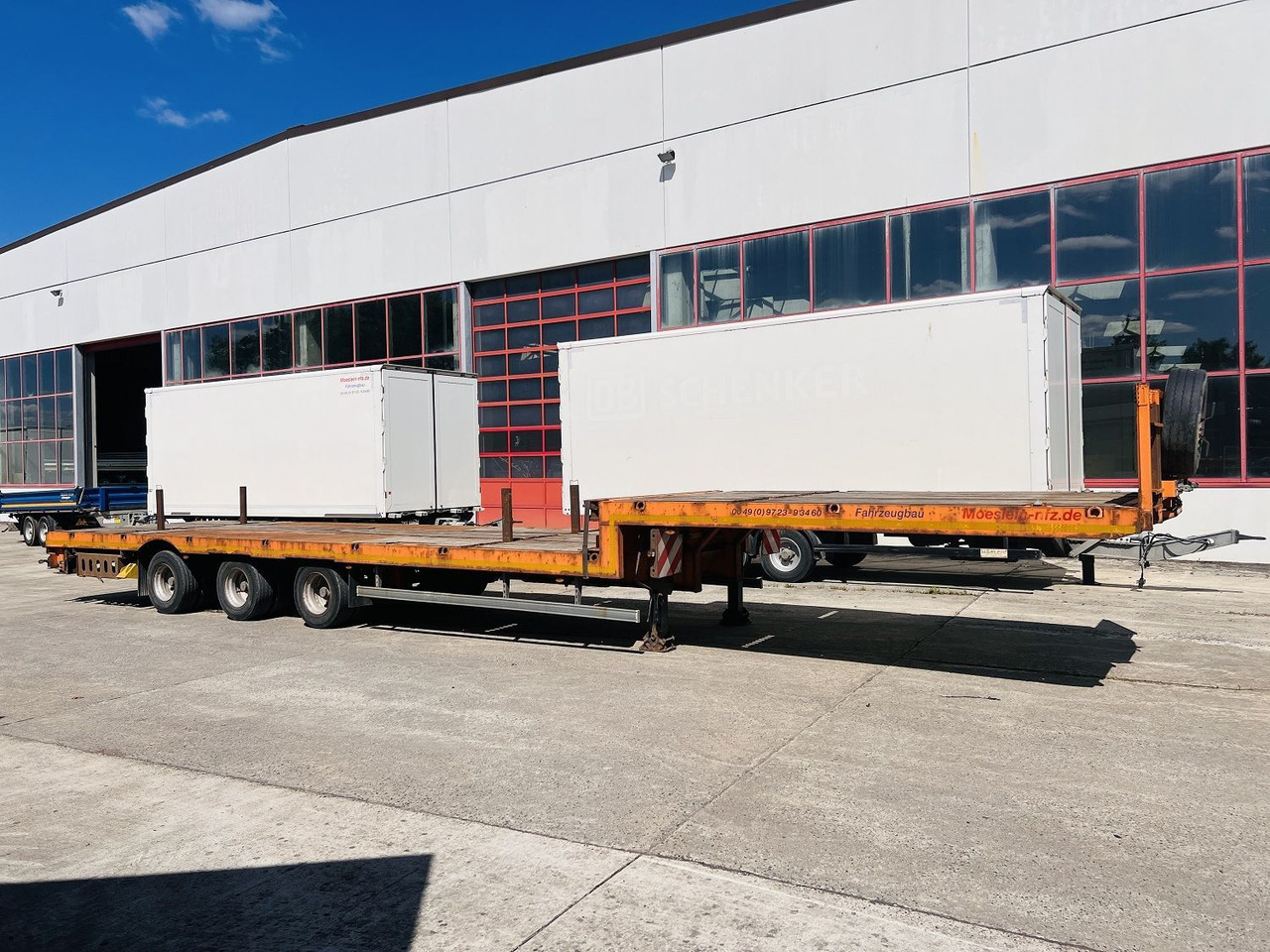 Möslein 3 Achs Satteltieflader Plato 45 t GGfür Fertigt - Низькорамна платформа напівпричіп: фото 4 Möslein 3 Achs Satteltieflader Plato 45 t GGfür Fertigt - Низькорамна платформа напівпричіп: фото 4