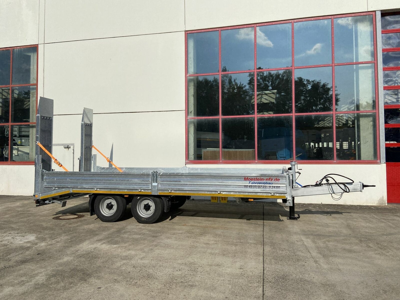 Низькорамна платформа причіп Möslein  Neuer 13 t Tandemtieflader, Stahl- Boden: фото 6