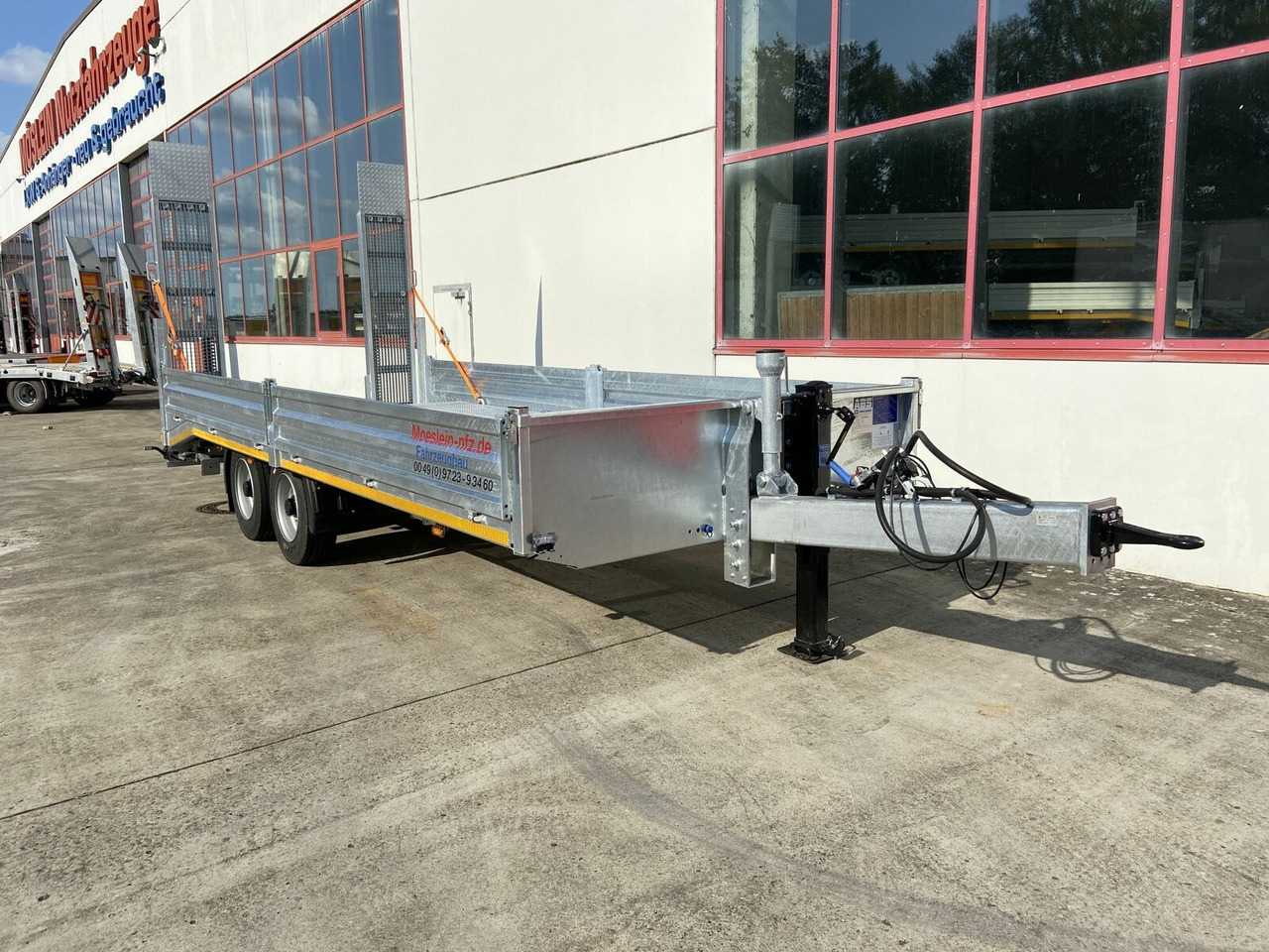 Низькорамна платформа причіп Möslein  Neuer 13 t Tandemtieflader, Stahl- Boden: фото 9