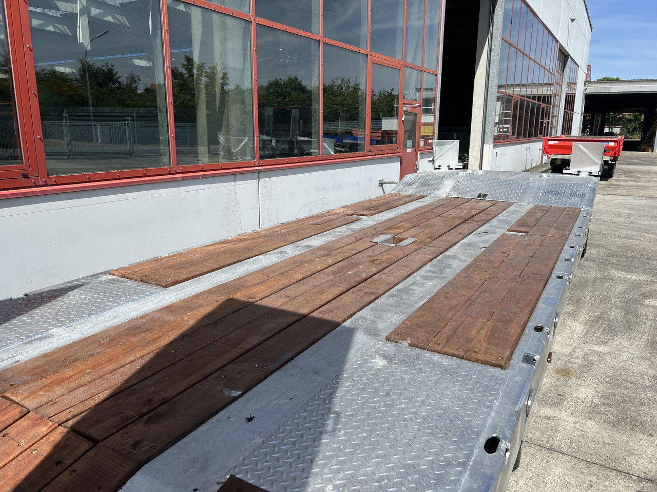 Möslein T 2 Schwebheim Neuer 2 Achs Tieflader- Anhänger, Verbreiterung - Низькорамна платформа причіп: фото 5 Möslein T 2 Schwebheim Neuer 2 Achs Tieflader- Anhänger, Verbreiterung - Низькорамна платформа причіп: фото 5