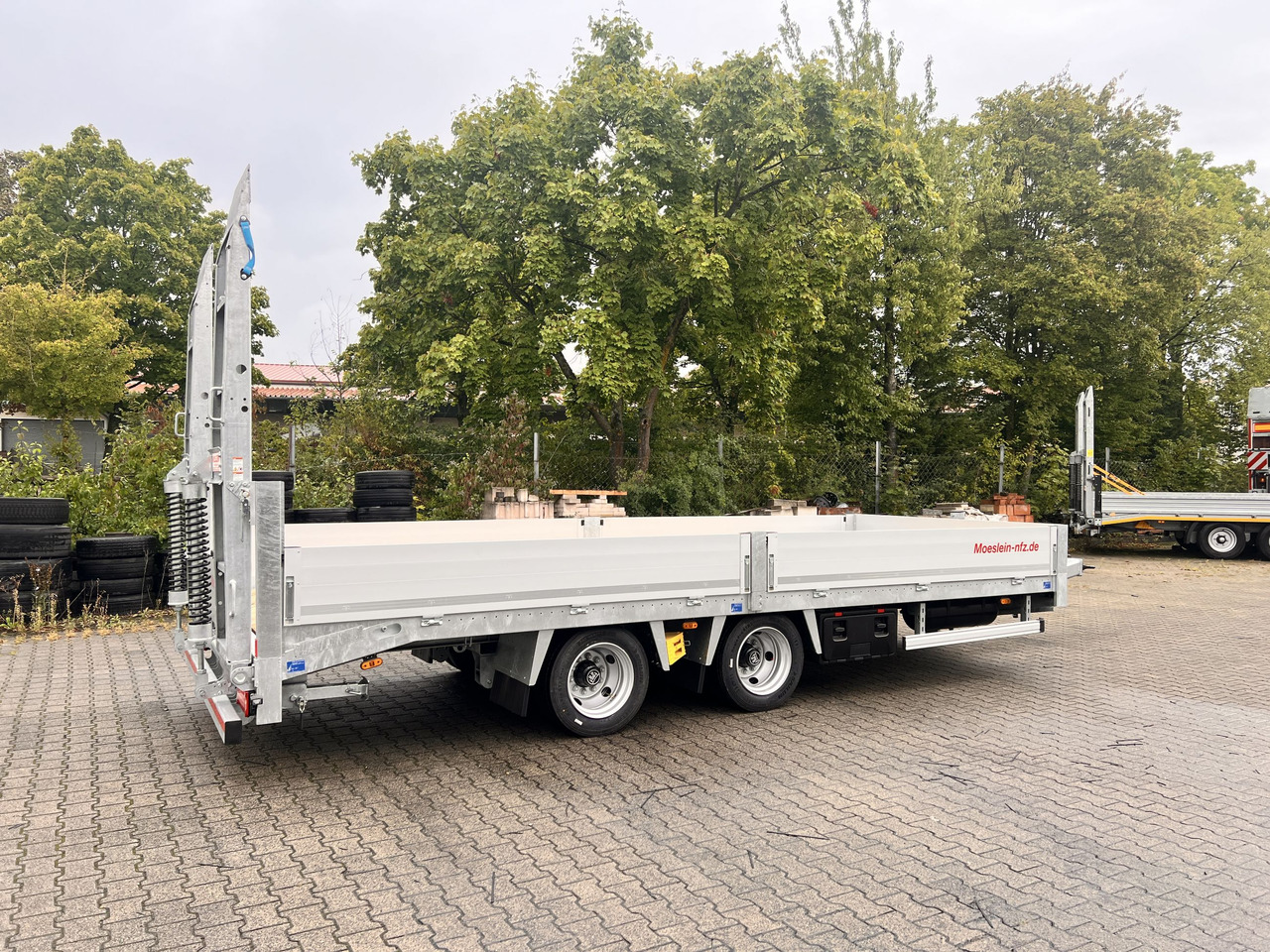 Möslein TT 14 14,4 t TandemtiefladerNeufahrzeug - Низькорамна платформа причіп: фото 2 Möslein TT 14 14,4 t TandemtiefladerNeufahrzeug - Низькорамна платформа причіп: фото 2