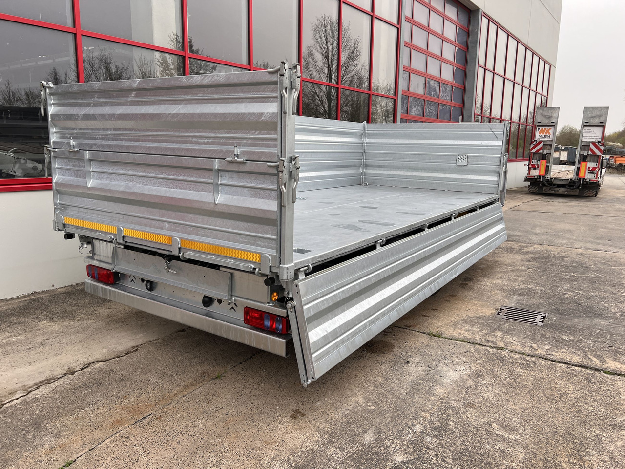 Möslein TTD 19 AB 19 t Tandem 3 Seiten Kipper TiefladerAufsatzbordwänden-- Neufahrzeug -- - Самоскид причіп: фото 5 Möslein TTD 19 AB 19 t Tandem 3 Seiten Kipper TiefladerAufsatzbordwänden-- Neufahrzeug -- - Самоскид причіп: фото 5