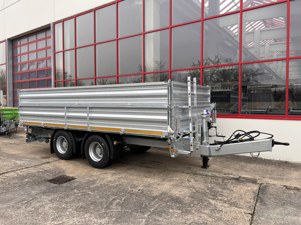 Möslein TTD 19 AB 19 t Tandem 3 Seiten Kipper TiefladerAufsatzbordwänden-- Neufahrzeug -- - Самоскид причіп: фото 4 Möslein TTD 19 AB 19 t Tandem 3 Seiten Kipper TiefladerAufsatzbordwänden-- Neufahrzeug -- - Самоскид причіп: фото 4