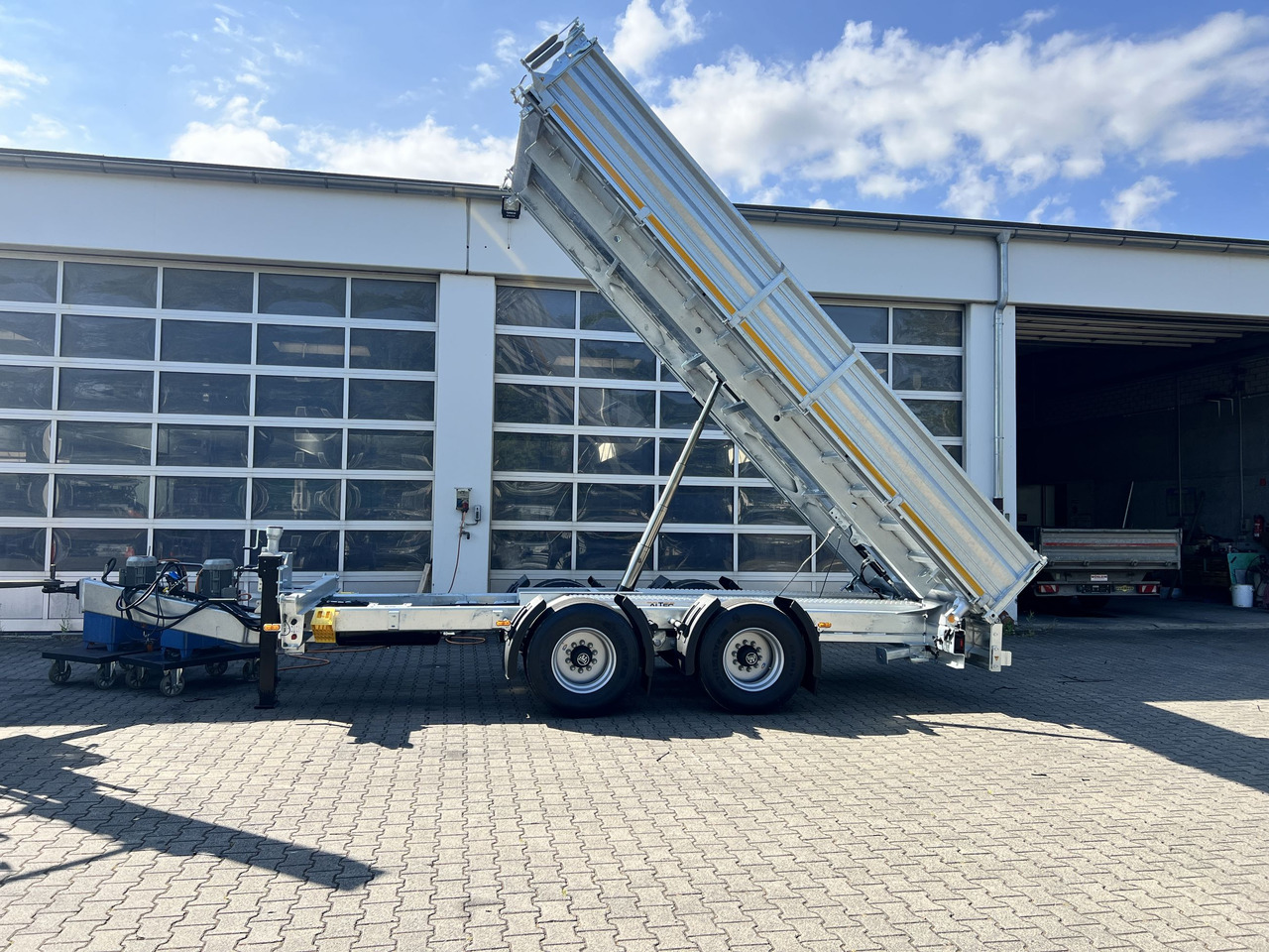 Möslein TTD 19 B neuer 19 t Tandemkipper- Tieflader hydraulischer Klappe - Самоскид причіп: фото 4 Möslein TTD 19 B neuer 19 t Tandemkipper- Tieflader hydraulischer Klappe - Самоскид причіп: фото 4