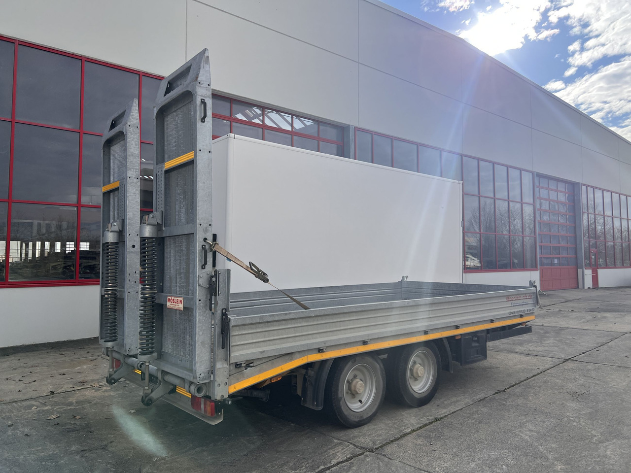 Möslein TTS 11 Schwebheim Tandemtieflader, Breite Rampen, Wenig Benutzt - Низькорамна платформа причіп: фото 3 Möslein TTS 11 Schwebheim Tandemtieflader, Breite Rampen, Wenig Benutzt - Низькорамна платформа причіп: фото 3
