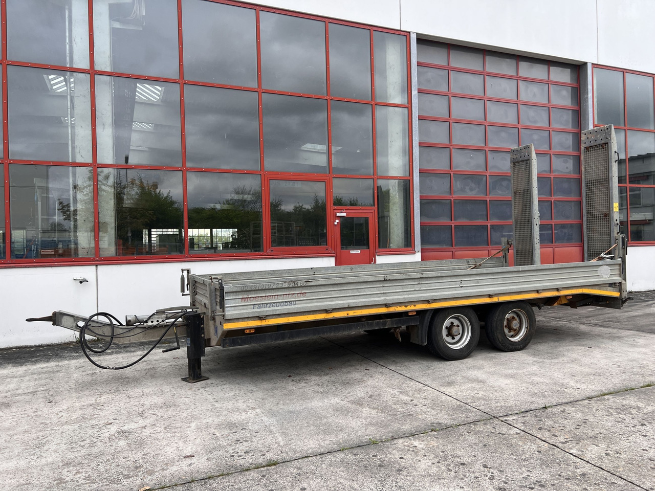 Möslein TTS 13 Schwebheim 13 t Tandemtieflader - Низькорамна платформа причіп: фото 1 Möslein TTS 13 Schwebheim 13 t Tandemtieflader - Низькорамна платформа причіп: фото 1