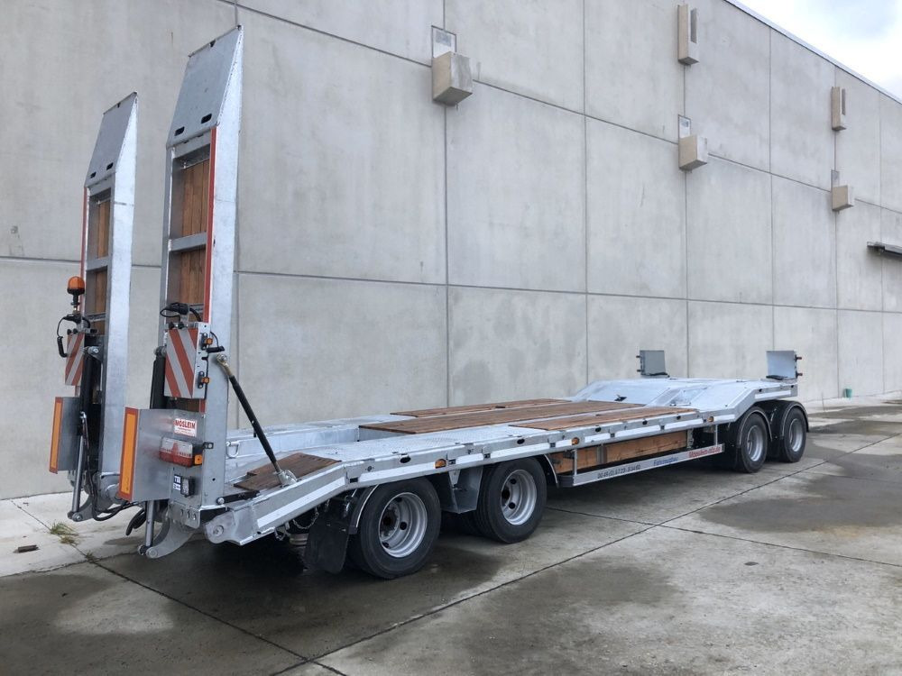 Möslein neuer 4 Achs Tieflader hydraulischen Rampen - Низькорамна платформа причіп: фото 5 Möslein neuer 4 Achs Tieflader hydraulischen Rampen - Низькорамна платформа причіп: фото 5