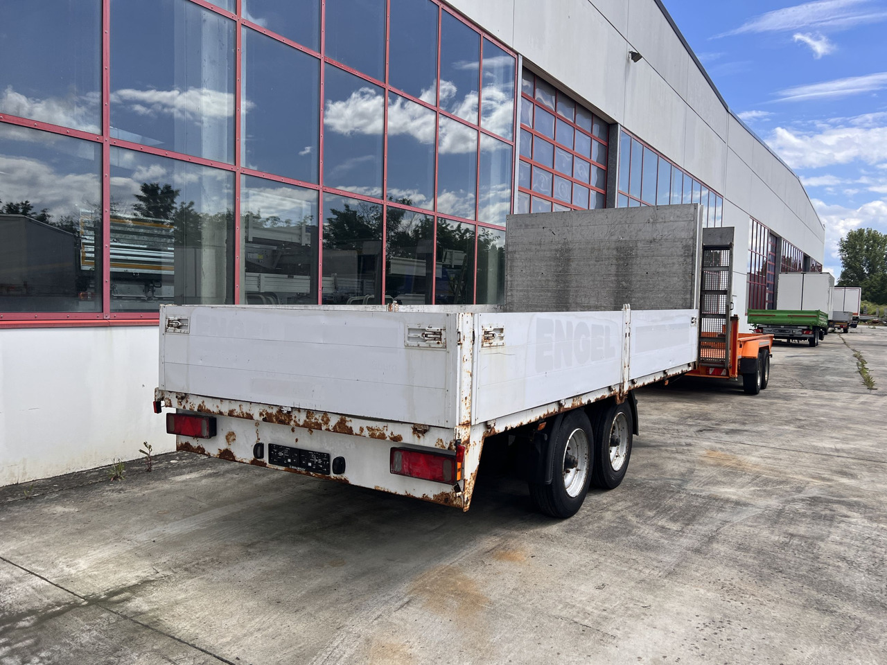 Müller Mitteltal EAL-TA Tandem- Pritschenanhänger - Бортовий причіп/ Платформа: фото 2 Müller Mitteltal EAL-TA Tandem- Pritschenanhänger - Бортовий причіп/ Платформа: фото 2