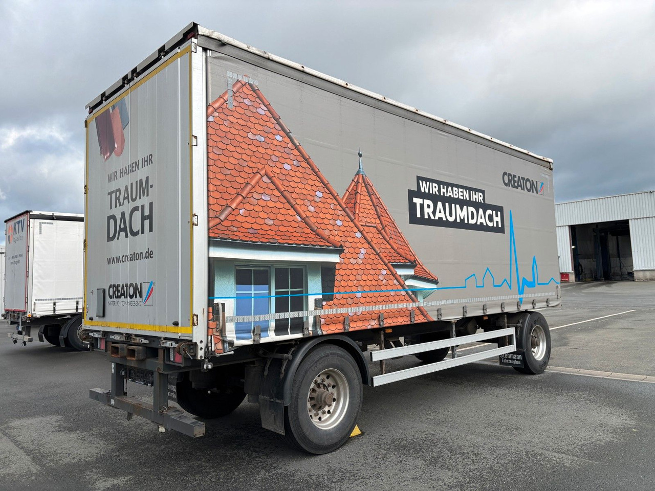 AZP18 Plane + Staplerhalterung - Тентований причіп: фото 4 AZP18 Plane + Staplerhalterung - Тентований причіп: фото 4