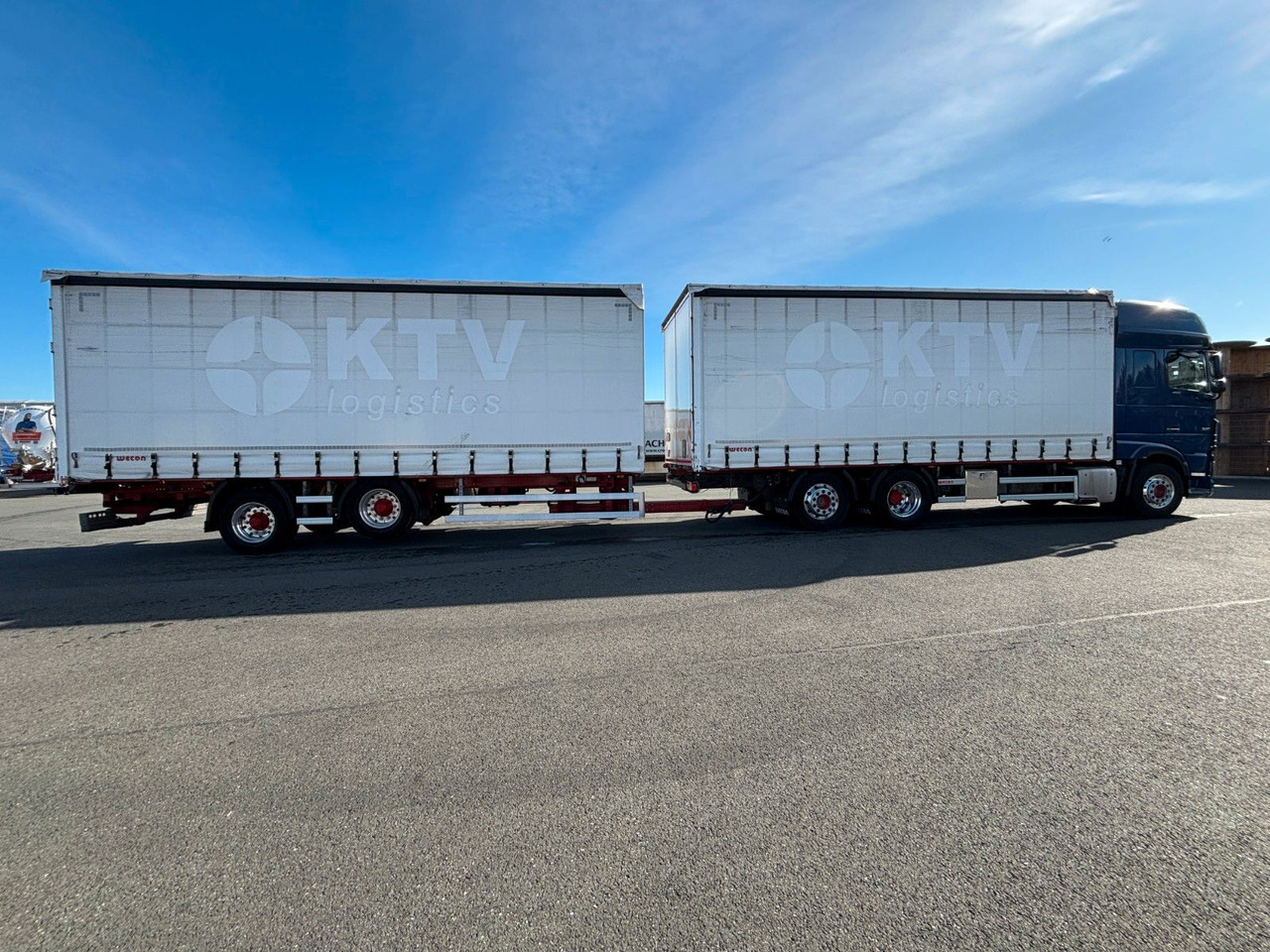 DAF SSC XF 480 Jumbozug + Anh Wecon Staplerhalterung - Тентована вантажівка: фото 5 DAF SSC XF 480 Jumbozug + Anh Wecon Staplerhalterung - Тентована вантажівка: фото 5