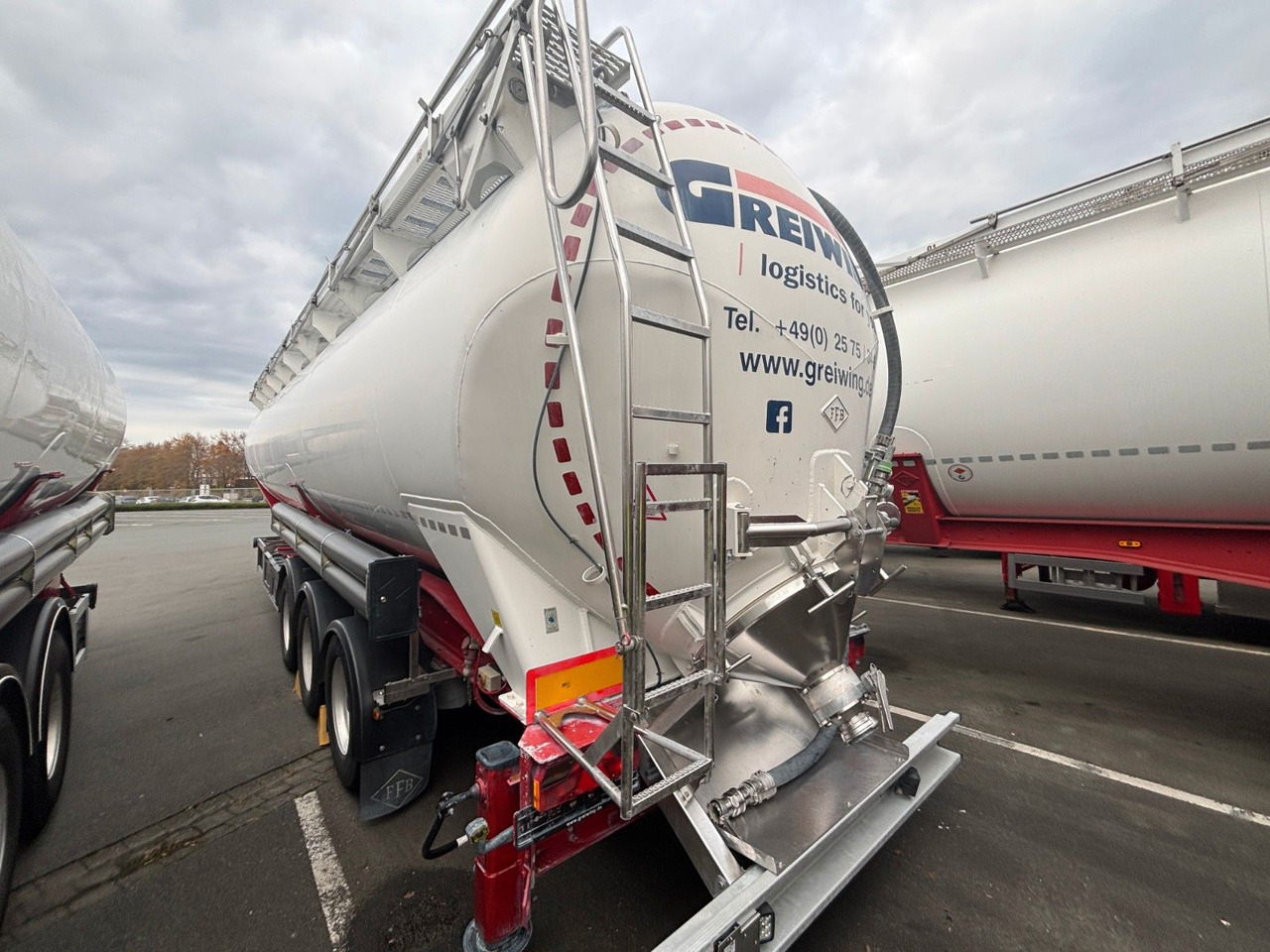 Feldbinder KIP 60.3 E-Hydraulik - Напівпричіп цистерна для сипучих вантажів: фото 4 Feldbinder KIP 60.3 E-Hydraulik - Напівпричіп цистерна для сипучих вантажів: фото 4