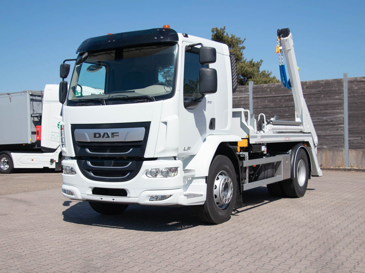 DAF FA LF 310 19t Absetzkipper VDL - Самоскид вантажівка: фото 1 DAF FA LF 310 19t Absetzkipper VDL - Самоскид вантажівка: фото 1