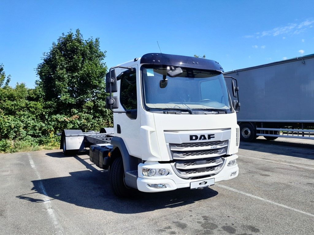 DAF FA XB 260 12t - Вантажівка шасі: фото 3 DAF FA XB 260 12t - Вантажівка шасі: фото 3