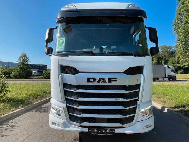 DAF FAN XF 480 mit VDL Abrollkipper DAF FAN XF 480 mit VDL Abrollkipper - Гаковий мультиліфт вантажівка: фото 2 DAF FAN XF 480 mit VDL Abrollkipper DAF FAN XF 480 mit VDL Abrollkipper - Гаковий мультиліфт вантажівка: фото 2