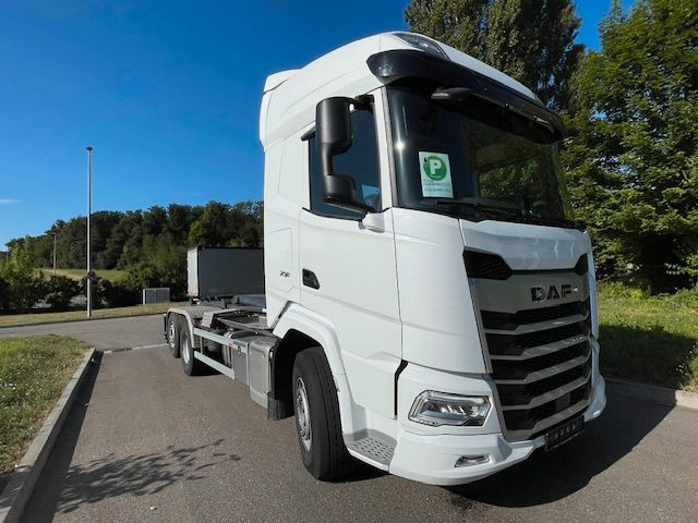 DAF FAN XF 480 mit VDL Abrollkipper DAF FAN XF 480 mit VDL Abrollkipper - Гаковий мультиліфт вантажівка: фото 3 DAF FAN XF 480 mit VDL Abrollkipper DAF FAN XF 480 mit VDL Abrollkipper - Гаковий мультиліфт вантажівка: фото 3