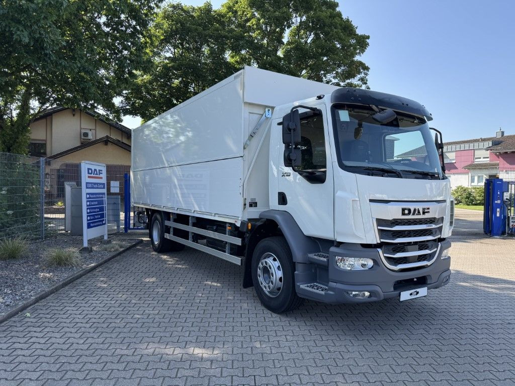 DAF XB 310 FA 18t Getränkeaufbau DAF XB 310 FA 18t Getränkeaufbau - Для перевезення напоїв вантажівка: фото 2 DAF XB 310 FA 18t Getränkeaufbau DAF XB 310 FA 18t Getränkeaufbau - Для перевезення напоїв вантажівка: фото 2