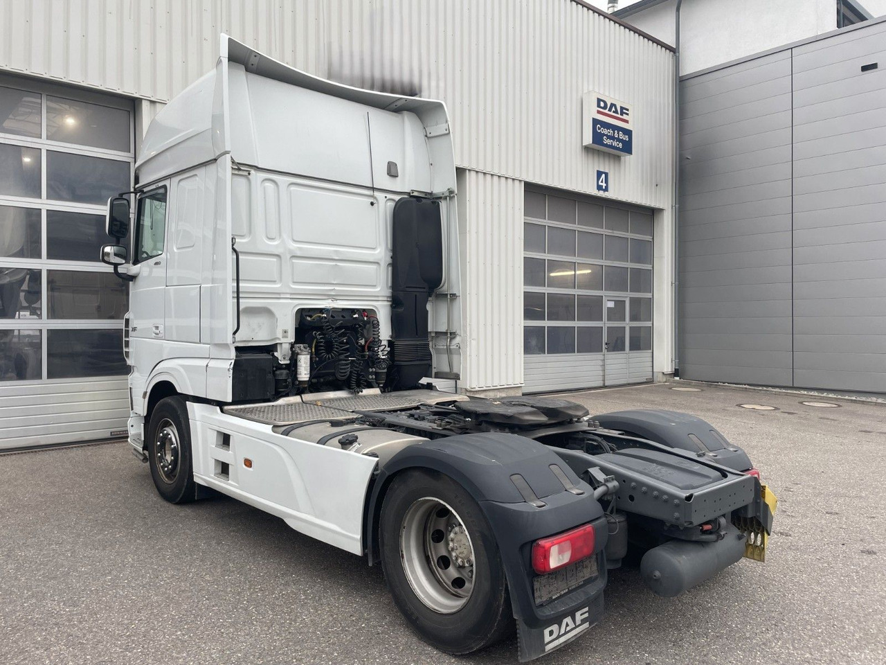 DAF FT XF480 SSC, 2x Tank, Standklima, Lampenbügel DAF FT XF480 SSC, 2x Tank, Standklima, Lampenbügel - Тягач: фото 4 DAF FT XF480 SSC, 2x Tank, Standklima, Lampenbügel DAF FT XF480 SSC, 2x Tank, Standklima, Lampenbügel - Тягач: фото 4