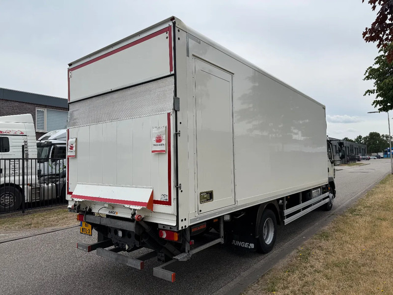 DAF LF 230 2022 only 164.000 km like new !!! - Вантажівка з закритим кузовом: фото 4 DAF LF 230 2022 only 164.000 km like new !!! - Вантажівка з закритим кузовом: фото 4