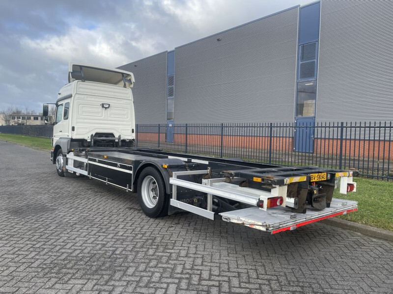 Mercedes-Benz Axor 1829 - Контейнеровоз/ Змінний кузов вантажівка: фото 4 Mercedes-Benz Axor 1829 - Контейнеровоз/ Змінний кузов вантажівка: фото 4