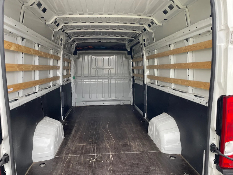 Peugeot Boxer 2.2 hdi 3-2021 L4 H2 airspring !!! - Суцільнометалевий фургон: фото 5 Peugeot Boxer 2.2 hdi 3-2021 L4 H2 airspring !!! - Суцільнометалевий фургон: фото 5