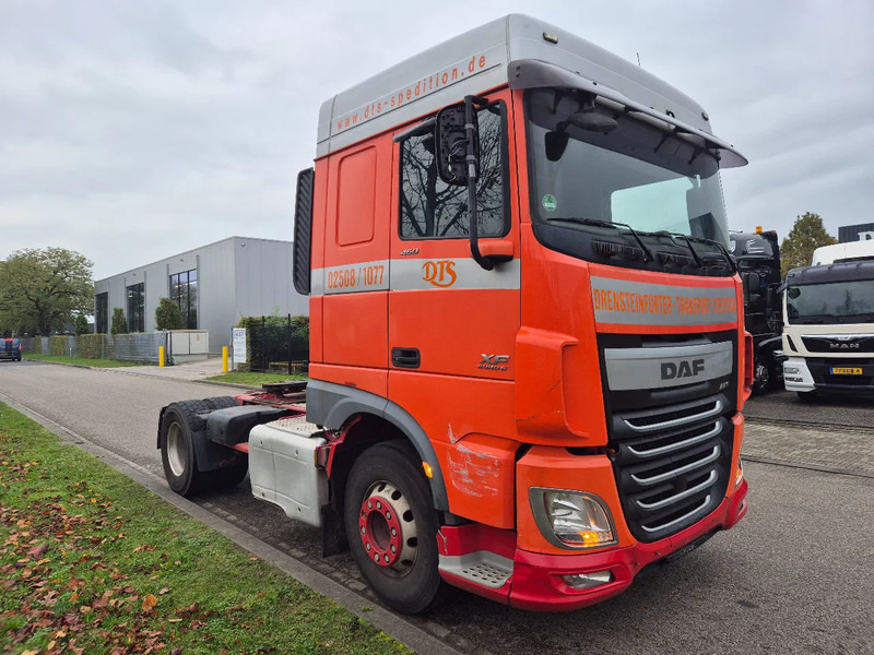 DAF XF 105.460 460 retarder - Тягач: фото 2 DAF XF 105.460 460 retarder - Тягач: фото 2