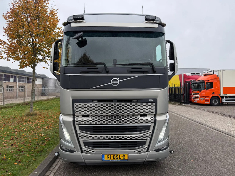 Volvo FH 460 2022 only 406.000 km !!! - Тягач: фото 5 Volvo FH 460 2022 only 406.000 km !!! - Тягач: фото 5