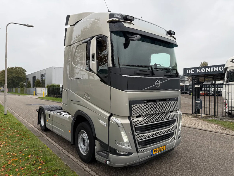 Volvo FH 460 2022 only 406.000 km !!! - Тягач: фото 2 Volvo FH 460 2022 only 406.000 km !!! - Тягач: фото 2